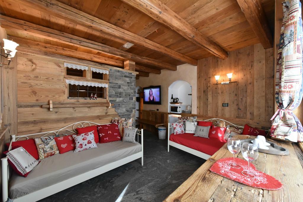 L'Ancien Paquier Chambre D'Hotes Valtournenche Exterior foto